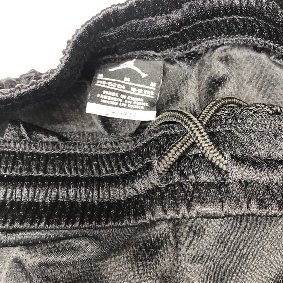 JORDAN AIR DRI-Fit boys athletic basketball shorts - Picture 6 of 7